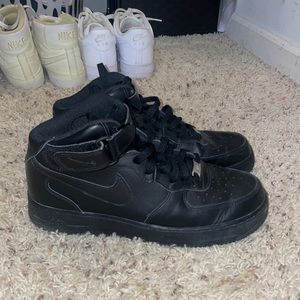 Black af1 mids